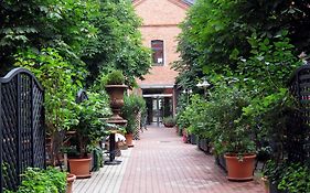 Hotel Fabrik Voesendorf